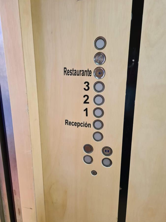 Hotel Punto Poza Rica מראה חיצוני תמונה