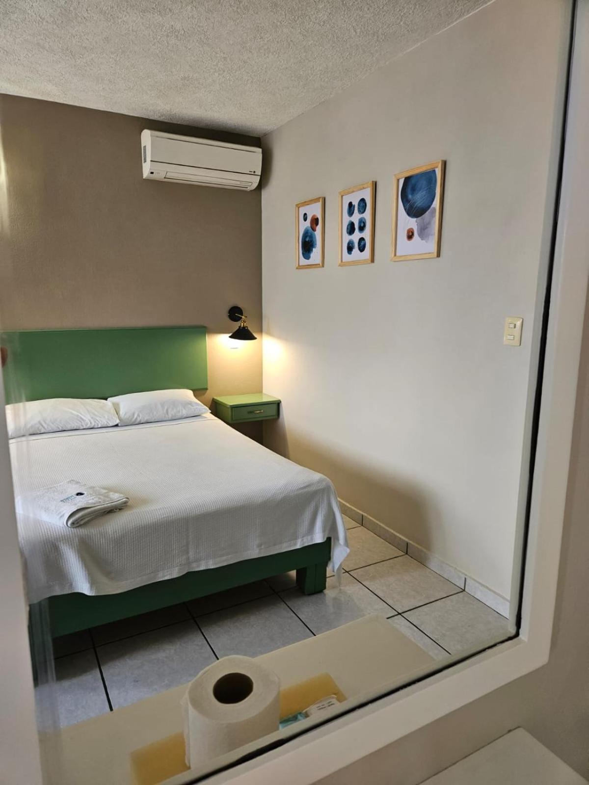 Hotel Punto Poza Rica מראה חיצוני תמונה