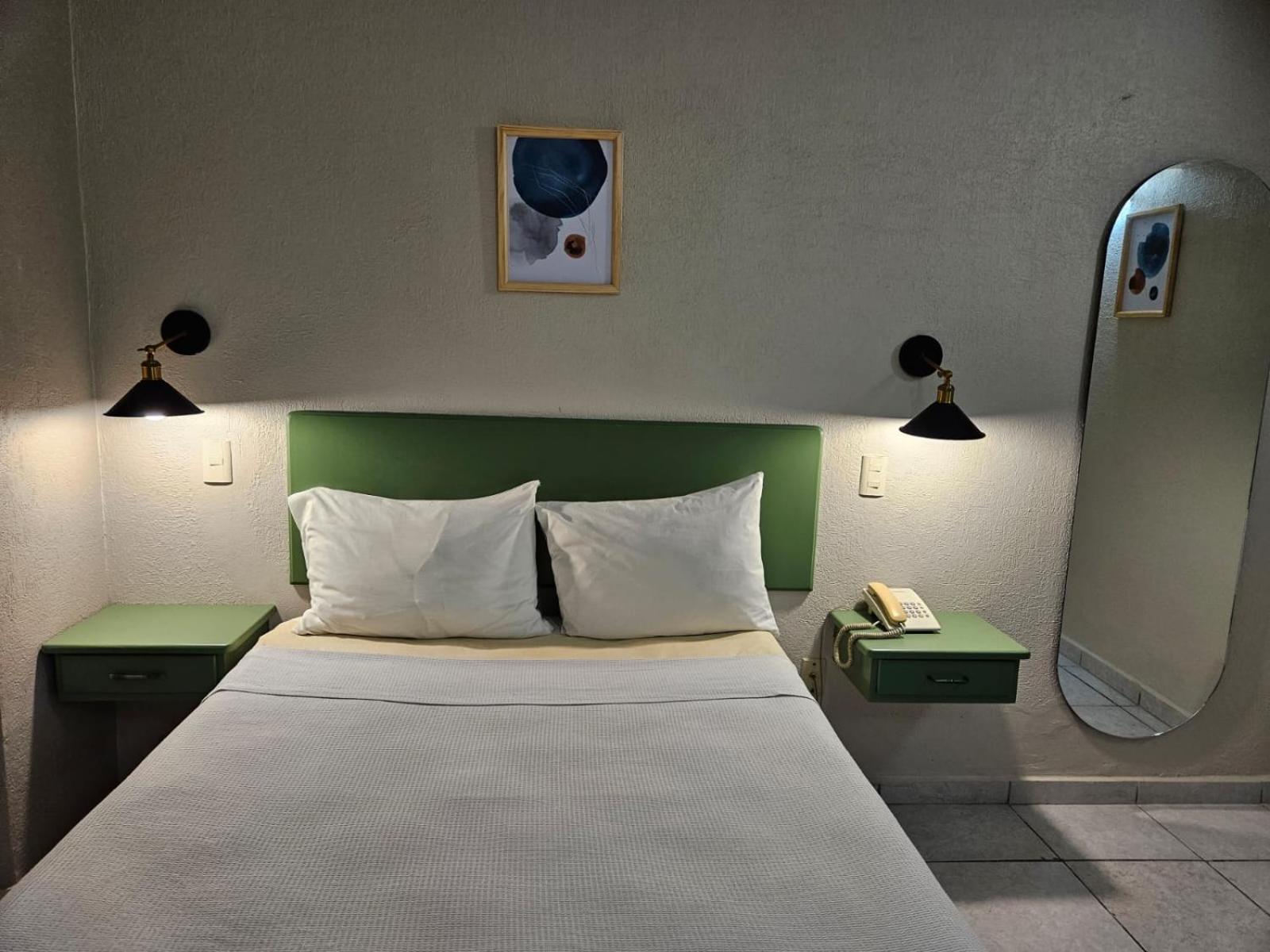 Hotel Punto Poza Rica מראה חיצוני תמונה