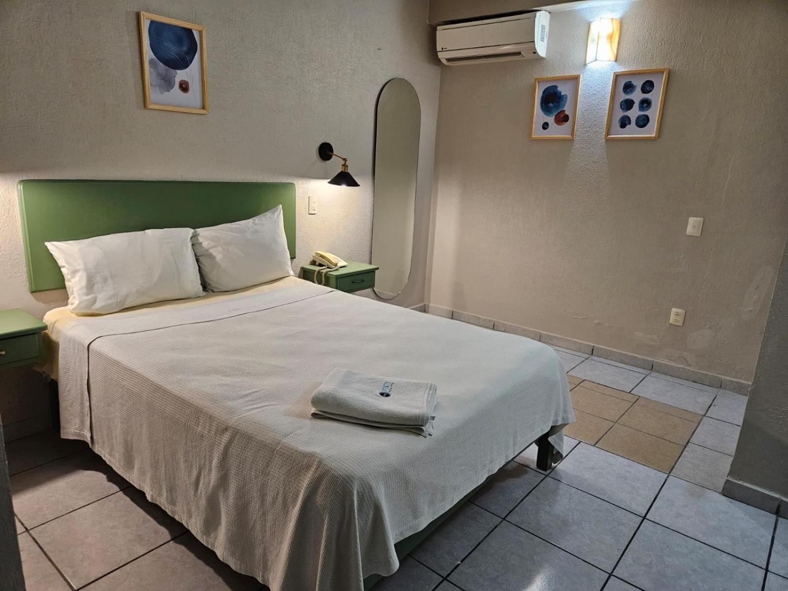 Hotel Punto Poza Rica מראה חיצוני תמונה