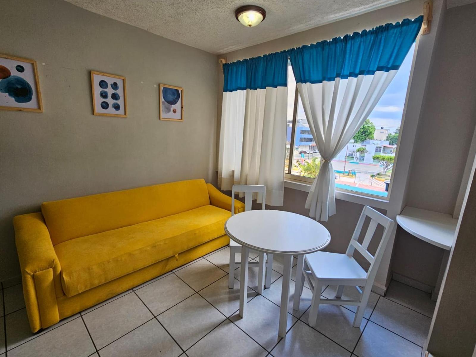 Hotel Punto Poza Rica מראה חיצוני תמונה