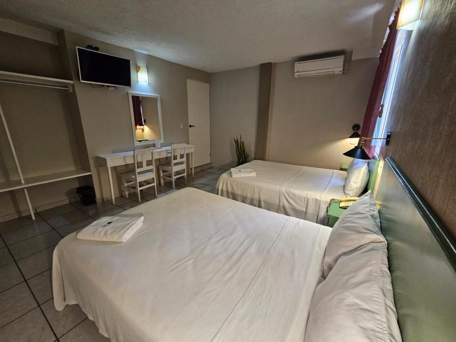 Hotel Punto Poza Rica מראה חיצוני תמונה